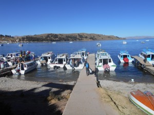 copacabana bolivia lake titicaca